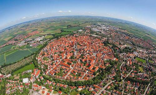 ultrafacts:NÖRDLINGEN, GERMANY, a meteorite-bounded town in BavariaNordlingen is a town nearly 15 mi