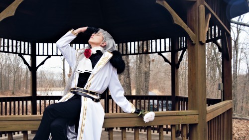 Over winter I tried to take some photos of my Yume100 Undertaker from Black Butler cosplay. However,