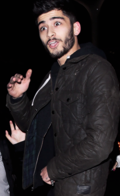 gay4zayn:  I’m a bit of a bad boy 