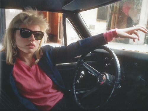 old-school-fools: Debbie Harry in New York City, 1977