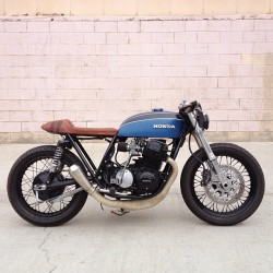 seaweedandgravel:  Out doing a proper photo shoot for @imfreakinugly &amp; @seaweedandgravel cb750 build. Here is a sneak peak. 