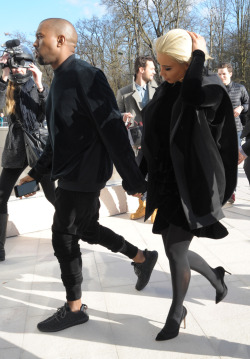 kuwkimye:  Kim & Kanye at the Louis Vuitton