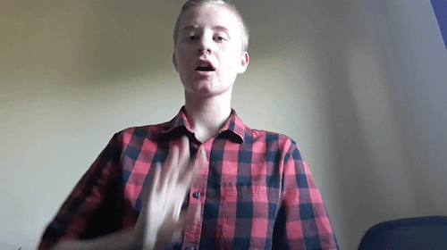 sonyaliloquy:deaf-and-hoh:coffeeandufos:Trans signs in BSL Gif 1: “transgender” Gif 2: “transgender 