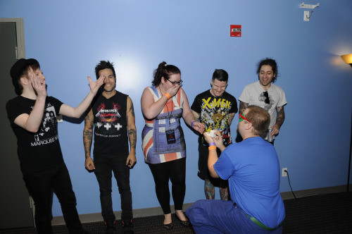 rhymenocerous:  uriesays:  ARE WE NOT GOING TO TALK ABOUT PATRICKS REACTION???  he’s like a sim 