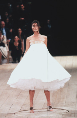 Shalom Harlow at Alexander McQueen S/S 1999