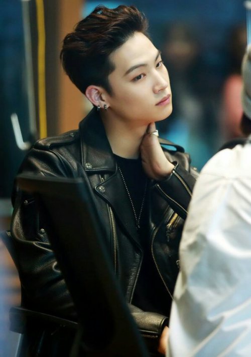 mianhae-baozi: To be honest, long or short hair, I’m ok with both …