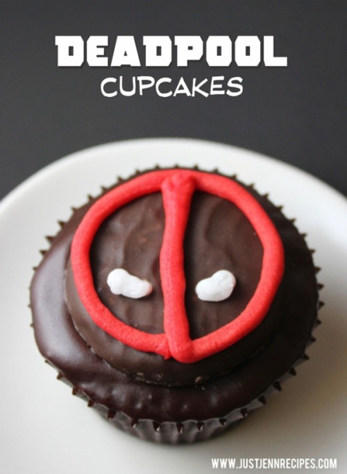 guardians-of-the-food:  Deadpool Cupcakes 