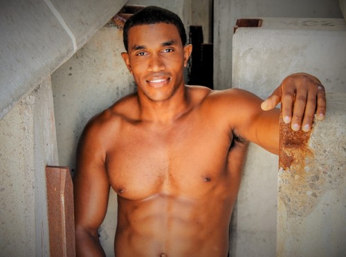 beautifulblackmenfromphilly:http://beautifulblackmenfromphilly.tumblr.com/