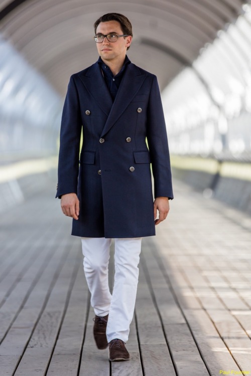 paul-lux: SuitSupply Fall Winter preview - this coat is a must have! suitsupply