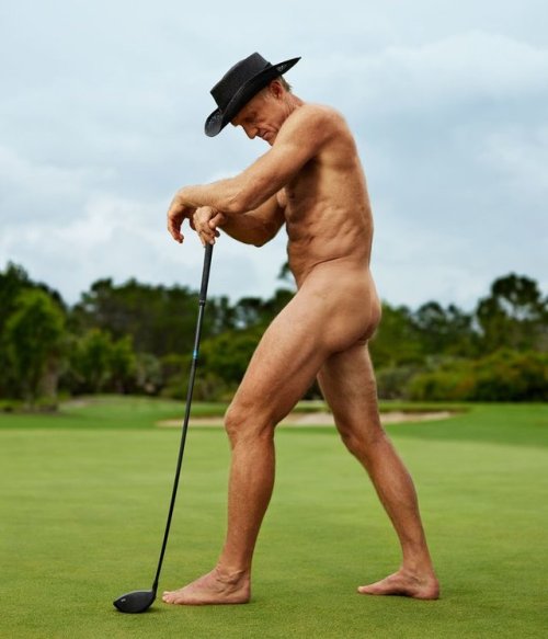 jsr100:maturemenareus:maturedadsandmen: Photos of golfer, Greg Norman, age 63, from ESPN’s 2018 Body