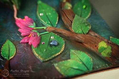 bulwark369:  lonewlf:  culturenlifestyle:Handcrafted Fairytale Clay Journals by Mandarin Duck Jewelry designer Aniko Kolesnikova, (previously featured here) best known as Mandarin Duck is recognized for her whimsical, sophisticated, ornate work featuring
