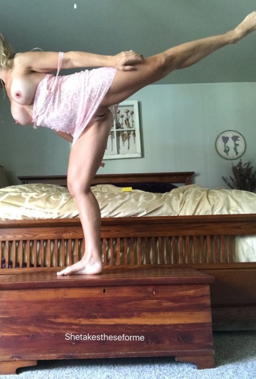 she-takes-these-for-me:  I know it’s been a rough week baby…….hoping I am good entertainment this morning. I love to make you laugh.  💋❤️  TGIF Tumblrs 😘