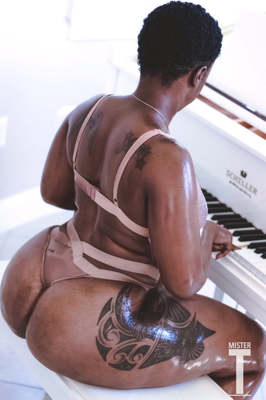 misterxtee:  Introducing Jeniel 📍Miami, FL Shot by @misterxtee #MisterTPics
