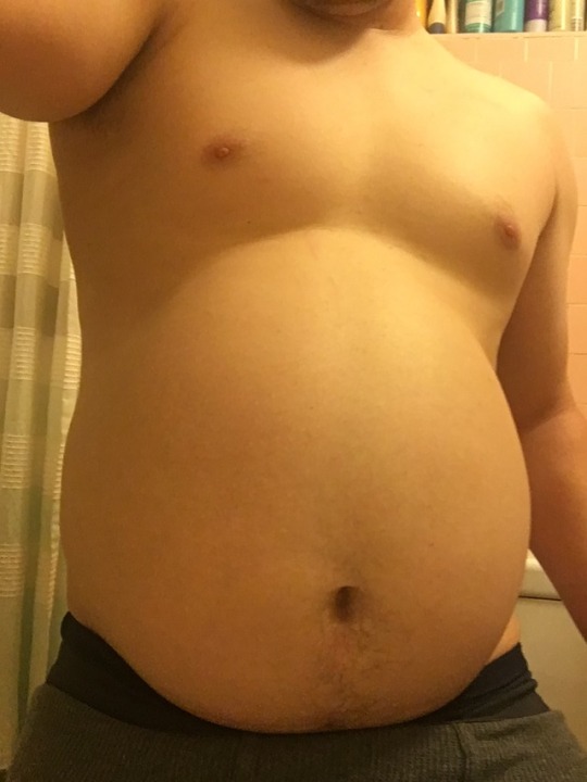flyflyfatty:  Late night munchies are the best