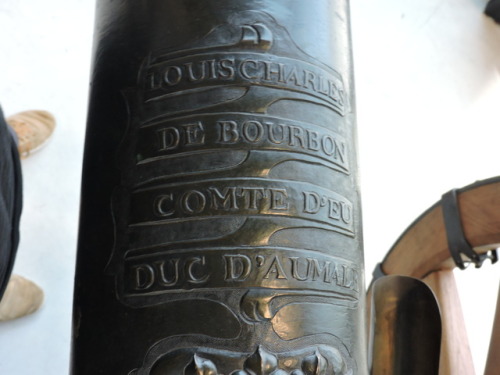 laurentbelkacem:“The Passenger”, 4-pounder 1732 Vallière system cannon made in Strasbourg, Artillery