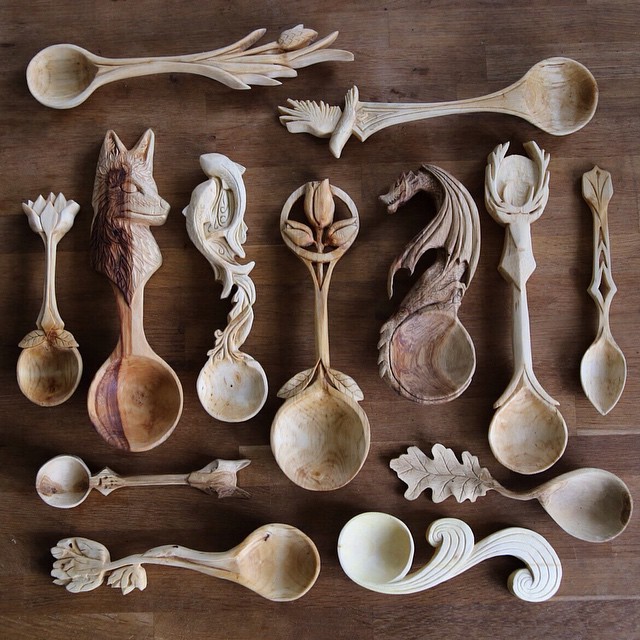 dragonapples:  voiceofnature:  Amazing woodcarved spoons by Giles Newman. He resides