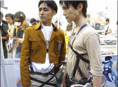 allthegaynessinme:  I DONT EVEN jdbkjbgksjghf <3 Thank you Yuegene Fay as Mikasa for your wonderful ideas on their poses. Source: x 