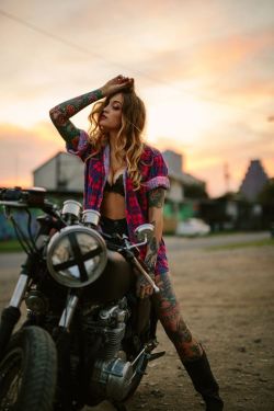 panda-face-mew:  Torrie Blake   beauty &lt;3