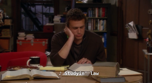 wonderfinch:  suchasticklerfordetails-sammy:  College.  avina-kei this is u  omfg this is exactly me