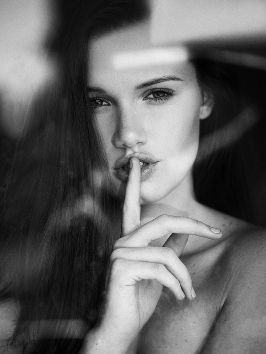 bigcstyle:  Hailey Outland