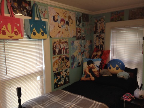 matsuoka-lin:sexuallyfrustratedshark:Room update 2015…I need to clean my dry erase board and pull ou