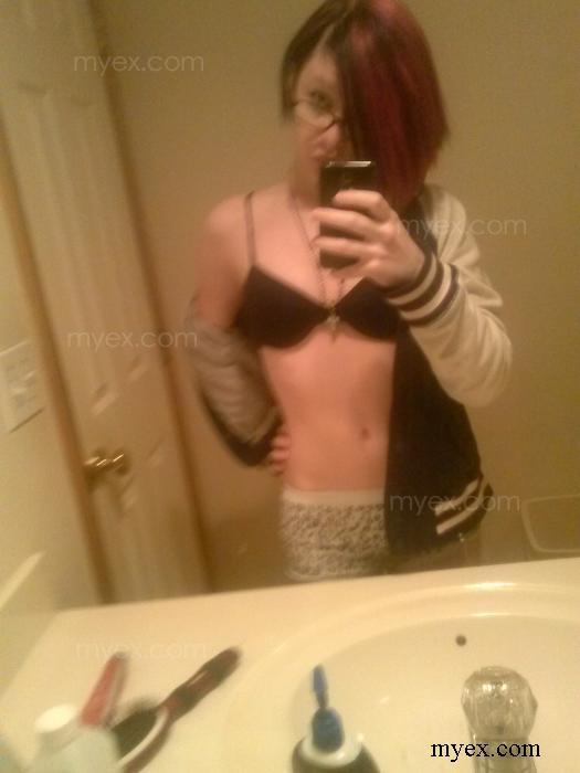 fuckinwuvswuts:  Eileen Smith of Belton, Missouri