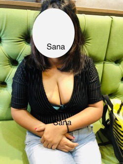 sananri:  Hope u like lil cleavage show…  Got many stares loved it.. 