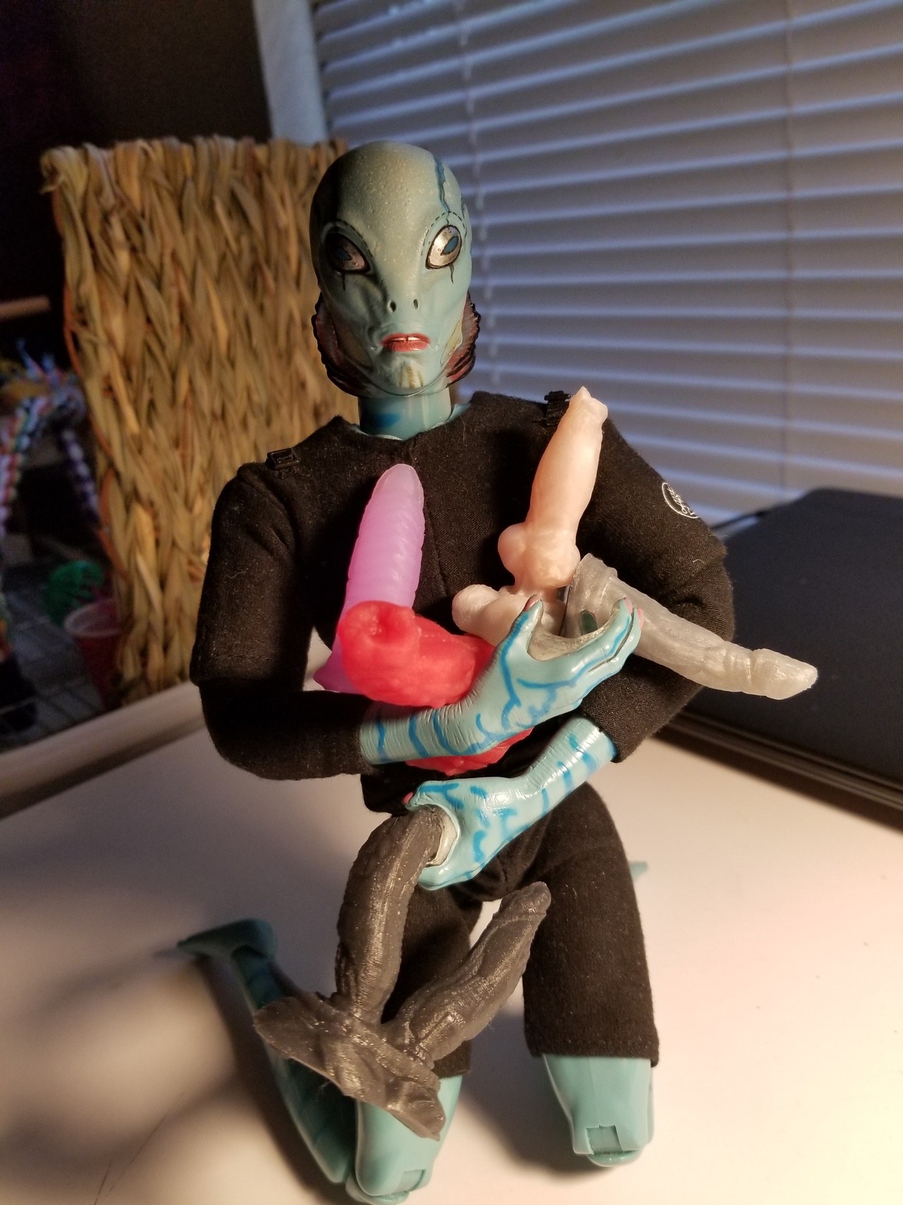 teratomarty:  shrikestrike:  life and times of a certain Abe Sapien  Abe Sapien with