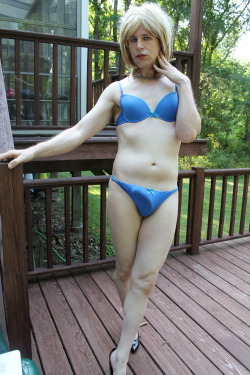 sissyjazmin:  blue bikini baby !   Cute bikini. She has some sexy vids, she loves sucking dicks