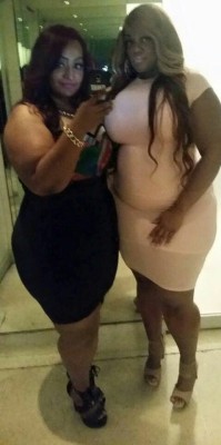 Thick women/ BBWs