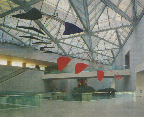 avtavr:  Alexander Calder. Untitled. 1976. Aluminum and steel. 9.1 x 23.2 m (29’ 101/2" x 76’). National Gallery of Art, Washington, D.C. Gift of the Collectors Committee.