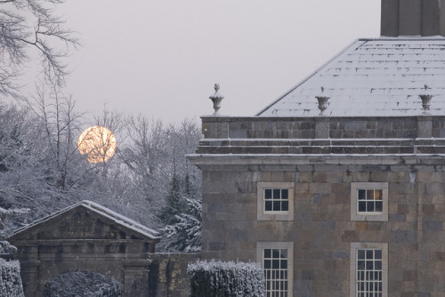 malfaitrice - Castletown House, Celbridge in the Snow by JimT...