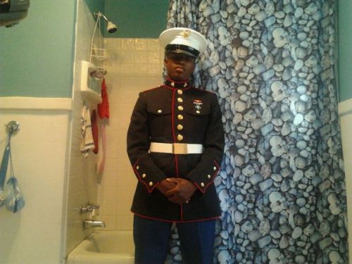 blkbugatti:  baitthestr8:  ANother str8 dude from AS… http://www.baitthestr8.tumblr.com  do love a cute sexy guy in uniform 