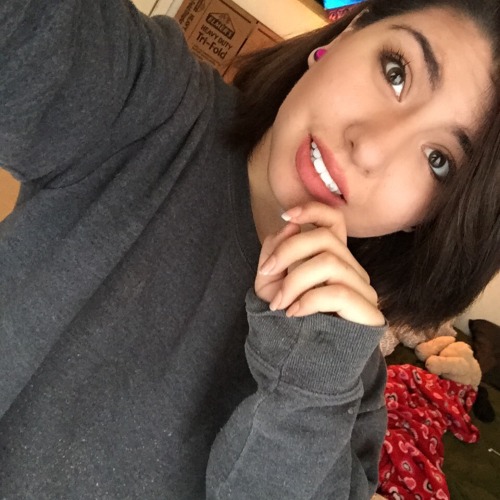 itsgrvngebabe: Love me