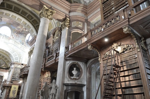 menimienaimori: Austrian National Library, Vienna 