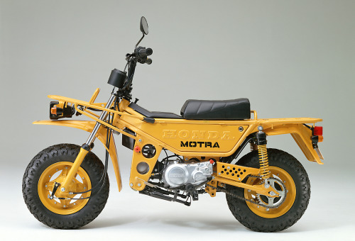twwhlspls:  Honda CT50 Motra (1982–83) (via honda_unsorted_30.jpeg (1791×1217))