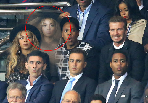 squided:  youngwhiteboi:  Beyoncé’s spirit leaves her body at a sporting event.   Beytwicé