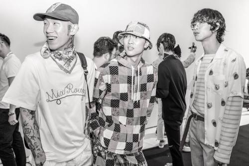 Backstage for Beyond Closet S/S 2017 at Seoul Fashion Week (cr: Byron OH)
