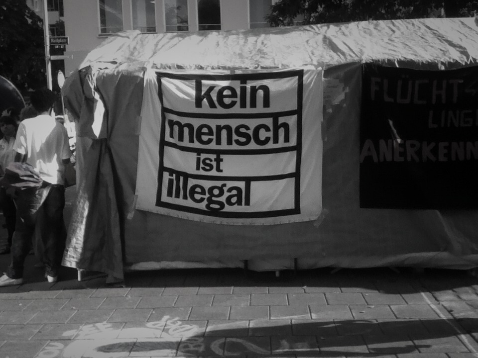 verblasse:  &ldquo;Kein Mensch ist illegal&rdquo; - Nürnberg 