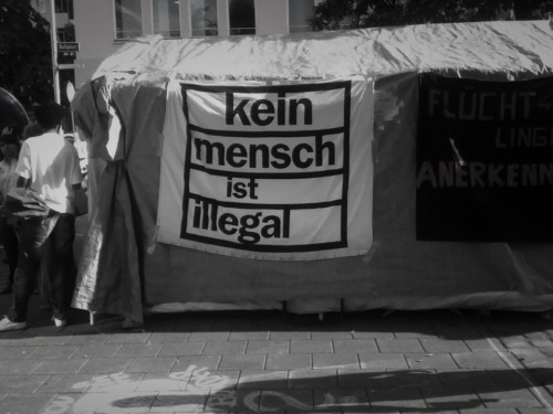 verblasse:  “Kein Mensch ist illegal” - Nürnberg 
