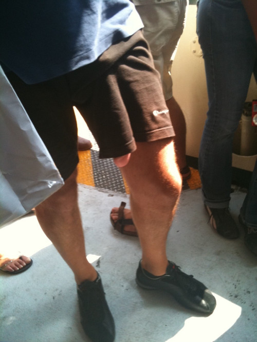 rabweho:Follow me and get hardhttp://www.rabweho.tumblr.com