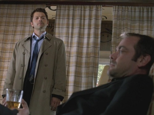 yarnyfan:#SPN 10 Countdown Challenge | day 23: S7E1Featured music: “These Boots Are Made For W