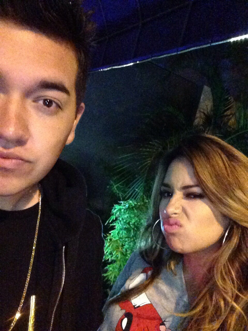 villegas-news:  therobswanson: Yeetin’ @jasminev