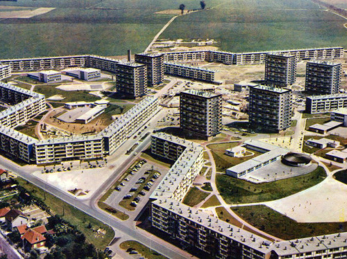 retrogeographie: Villiers-le-Bel (Val-d’Oise), cité la Fauconnière.