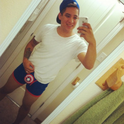 tcufrogsno1:  Super Gay Super Heroeshttp://tcufrogsno1.tumblr.com/