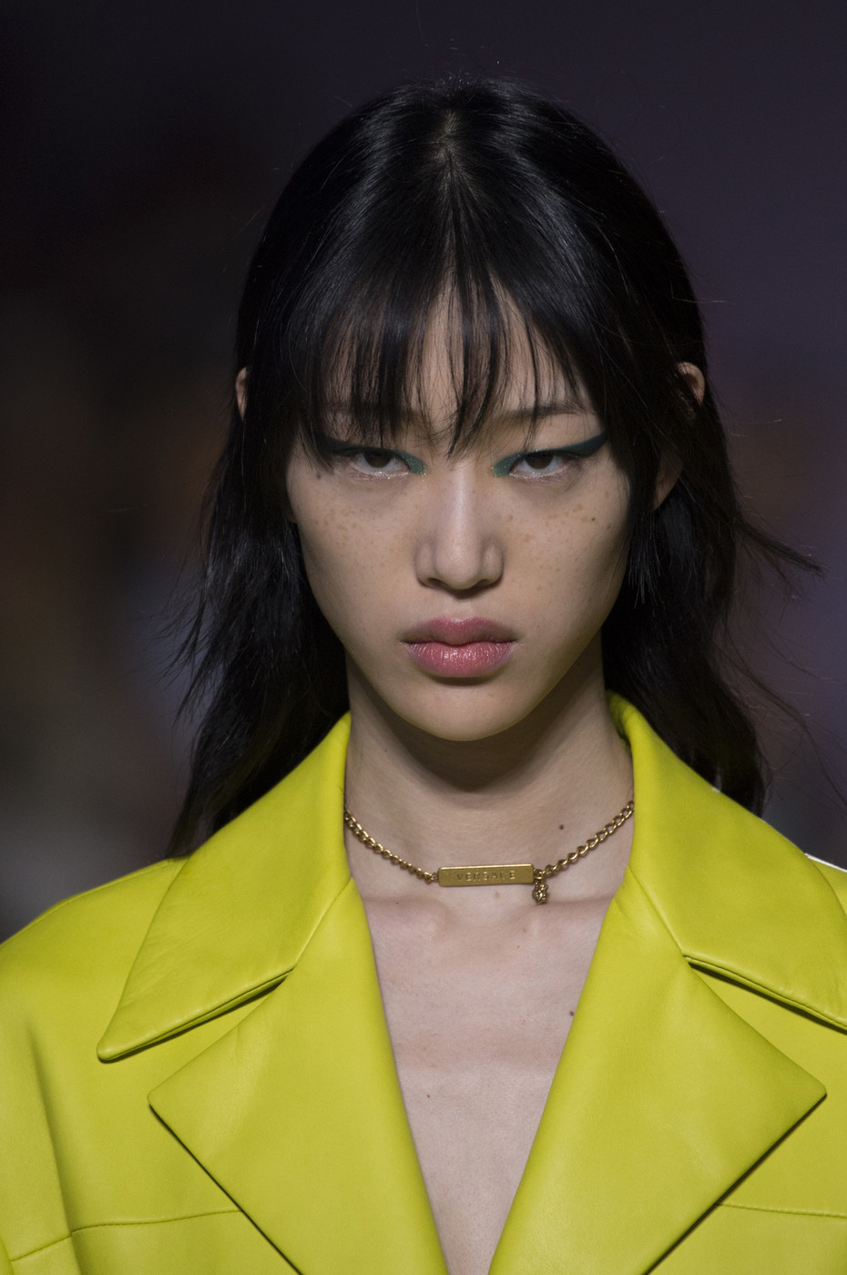 Black-is-no-colour — Sora Choi at the Versace Spring 2019 show at Milan