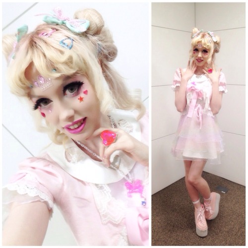 capsule-bunny:  Was filming for Kawaii International today! I represented Mahou Kei~✨🎀🌙 