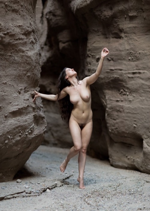 alan-h-bruce:  Wonder at the geology… Katy T…!