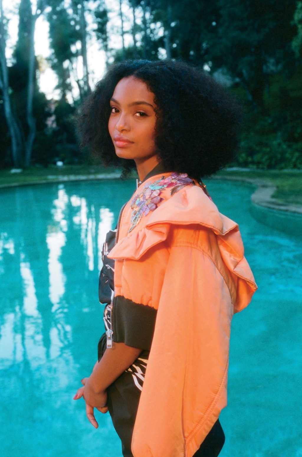 melanatedchyld:  securelyinsecure:  aries0331:Yara Shahidi and her family for Glamour