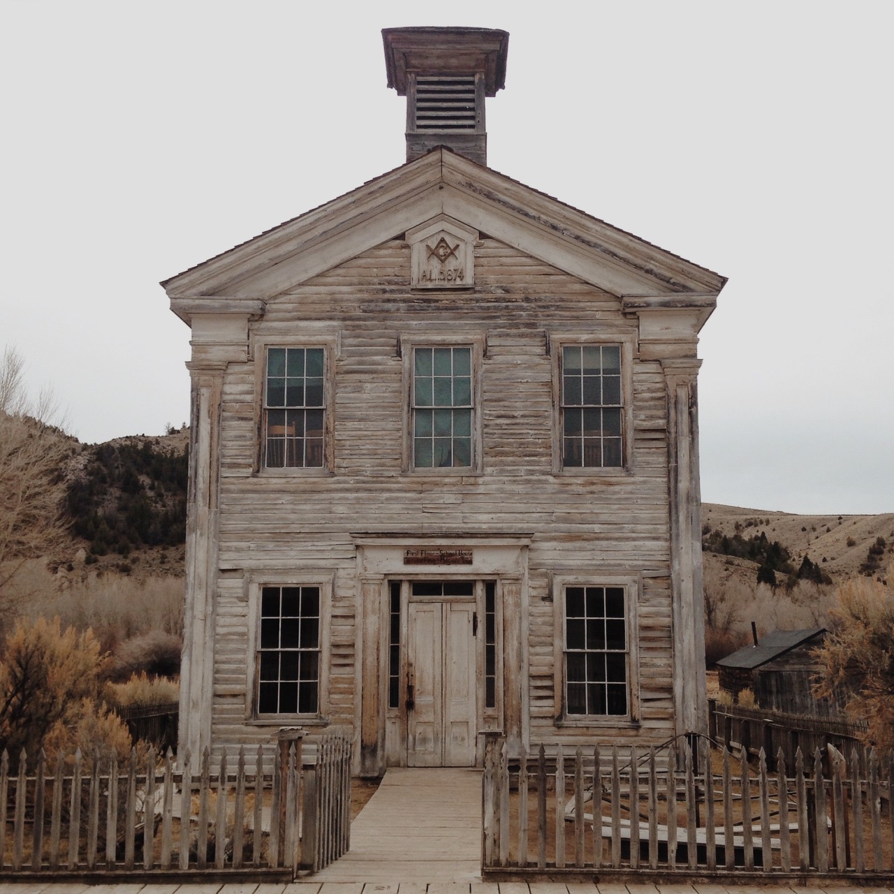 danielodowd:  http://meg_an.vsco.co/